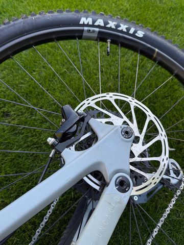 Tweedehands YT Industries Capra Uncaged 6 29 2022 2022 Mountainbike — afbeelding 29 van 33