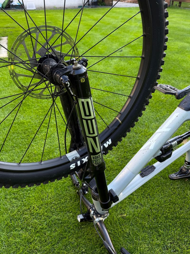 Tweedehands YT Industries Capra Uncaged 6 29 2022 2022 Mountainbike — afbeelding 15 van 33