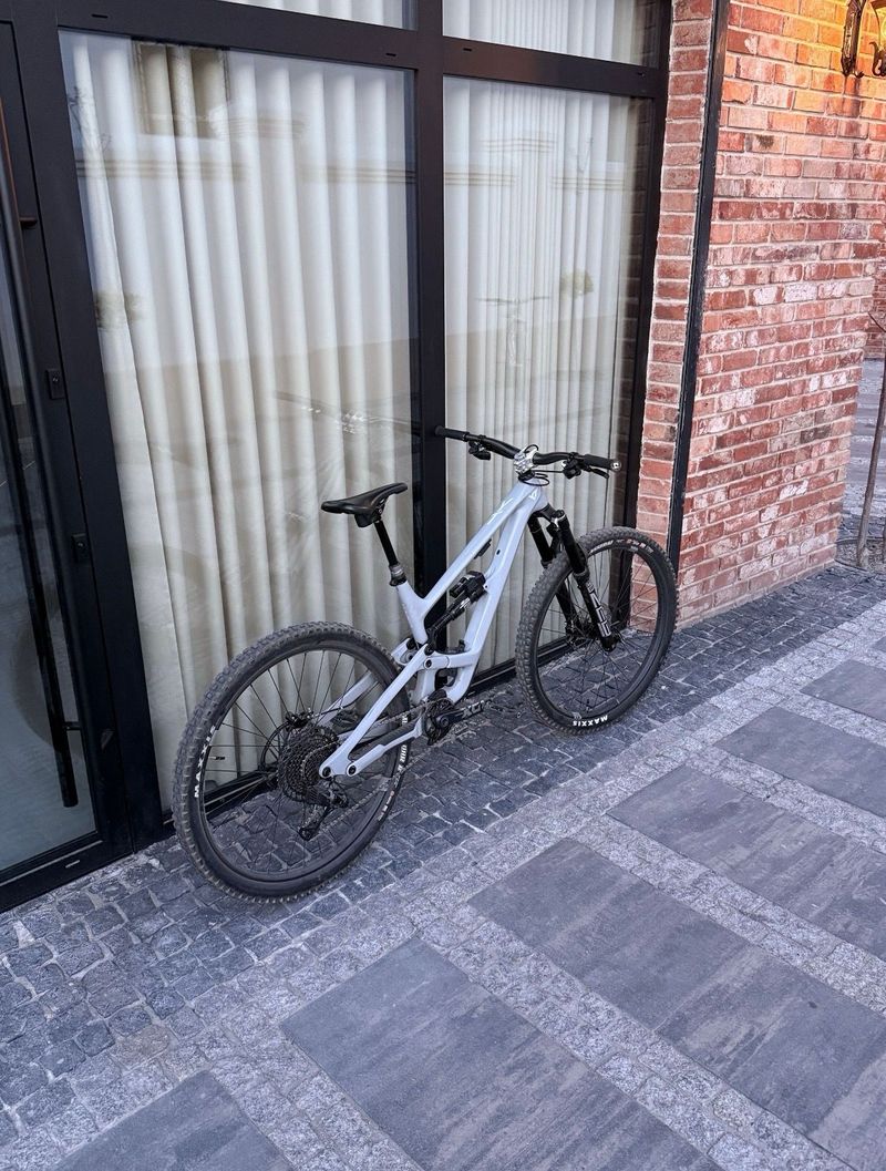 Tweedehands YT Industries Capra Uncaged 6 29 2022 2022 Mountainbike — afbeelding 5 van 33
