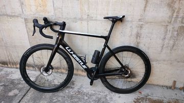 Whistle Custom Shimano 105 2024 Road & Gravel de segunda mano, Negro — imagen 7 de 16