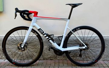 Tweedehands BMC Teammachine SLR01 TWO 2021 2021 Road & Gravel — afbeelding 4 van 4