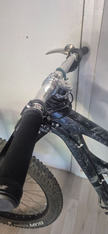 Used Zerode Custom Pinion C-Line Gearbox 2024 Mountainbike, Black — image 5 of 8