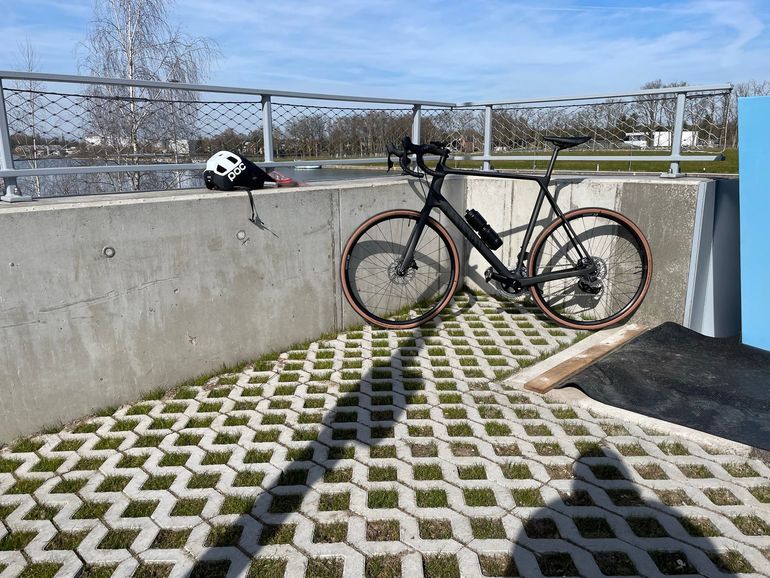 Canyon Endurace CF 7 eTap 2023 2023 Road & Gravel d'occasion — image 1 sur 3