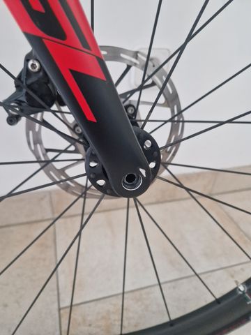 Gebrauchtes Wilier Cento 10 SL 2024 Road & Gravel, Schwarz — Bild 4 von 8