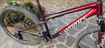 Used Specialized S-Works Epic World Cup - SRAM XX AXS, RockShox Ultimate 2025 2025 Mountainbike, Red, 29 — image 12 of 20
