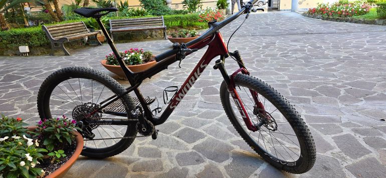 Used Specialized S-Works Epic World Cup - SRAM XX AXS, RockShox Ultimate 2025 2025 Mountainbike, Red, 29 — image 3 of 20