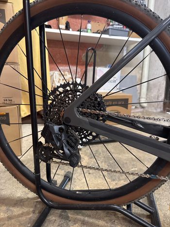 Brugt Canyon Grizl CF SL 7 eTap 2025 2025 Road & Gravel — billede 3 af 6