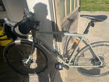 Used Surly Disc trucker SRAM Rival 2020 Road & Gravel, Light Gray — image 2 of 11