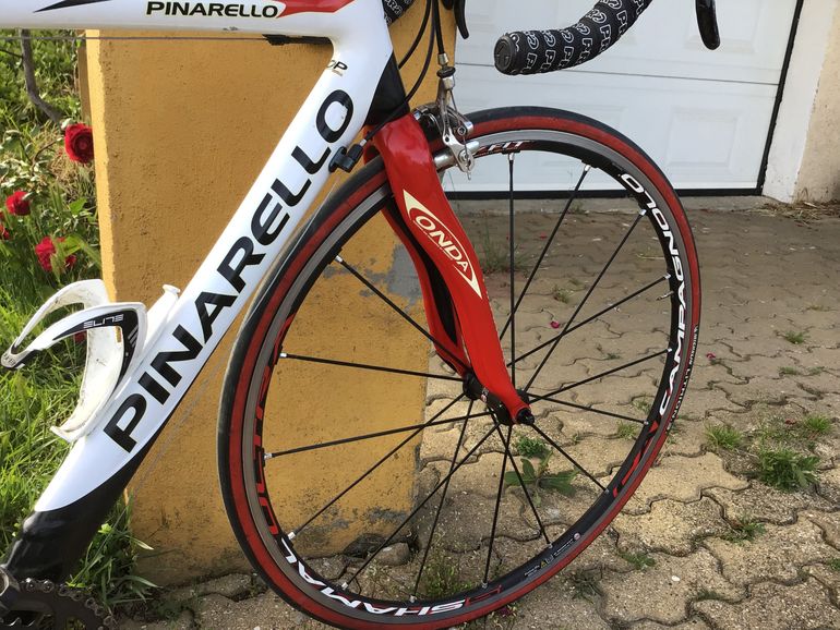 Gebrauchtes Pinarello Paris 2015 Road & Gravel, Rot — Bild 2 von 3