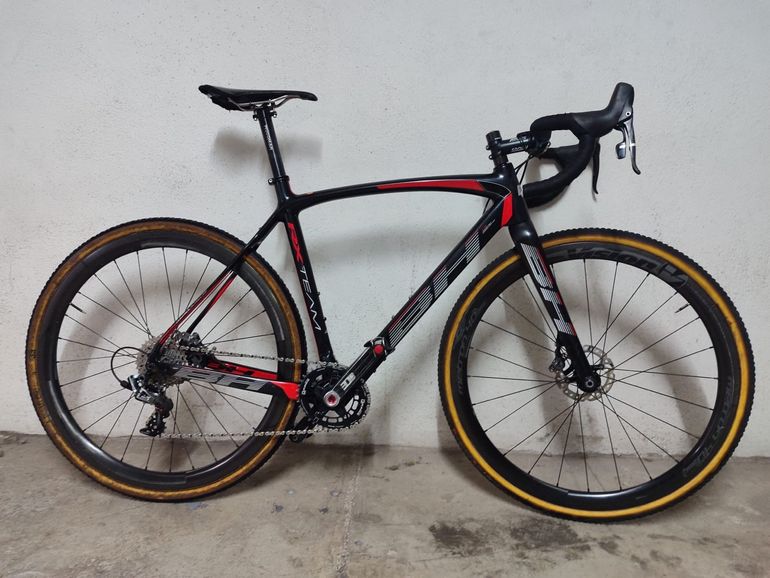 BH RX TEAM SRAM Force eTap AXS 2018 Road & Gravel d'occasion — image 1 sur 3