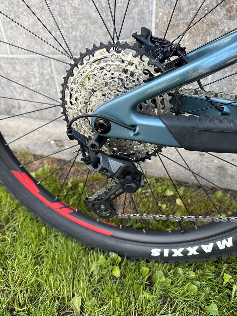 Used Merida ONE-FORTY 6000 2024 2024 Mountainbike, Blue — image 15 of 16