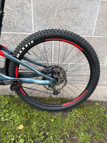 Used Merida ONE-FORTY 6000 2024 2024 Mountainbike, Blue — image 4 of 16
