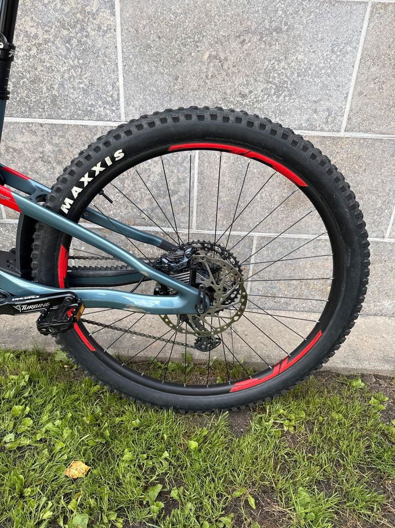 Used Merida ONE-FORTY 6000 2024 2024 Mountainbike, Blue — image 4 of 16