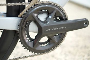Focus Izalco Shimano Ultegra Di2 2025 Road & Gravel de segunda mano, Blanco — imagen 6 de 8