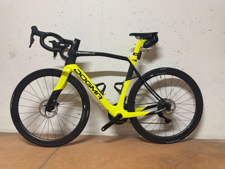 Použité Pinarello Dogma Shimano Ultegra Di2 2026 Road & Gravel — obrázek 2 z 4