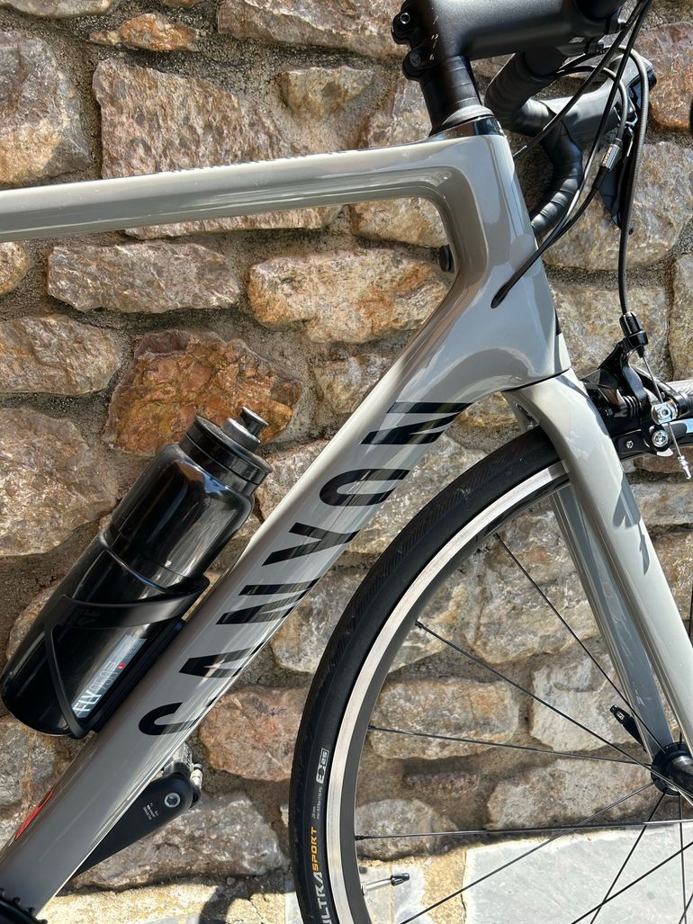 Used Canyon Ultimate CF SL 7 2021 2021 Road & Gravel, Light Gray — image 7 of 13
