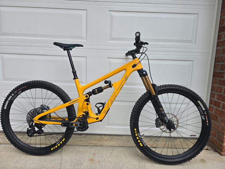 Used Yeti Sb160 T2 Xo/90 Transmission 2025 Mountainbike, Orange — image 1 of 6