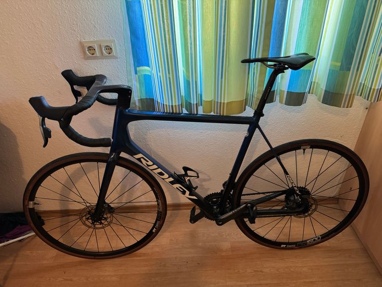 Ridley Helium SLX Disc - Sram Force AXS 2x12sp 2023 2023 Road & Gravel d'occasion — image 2 sur 10