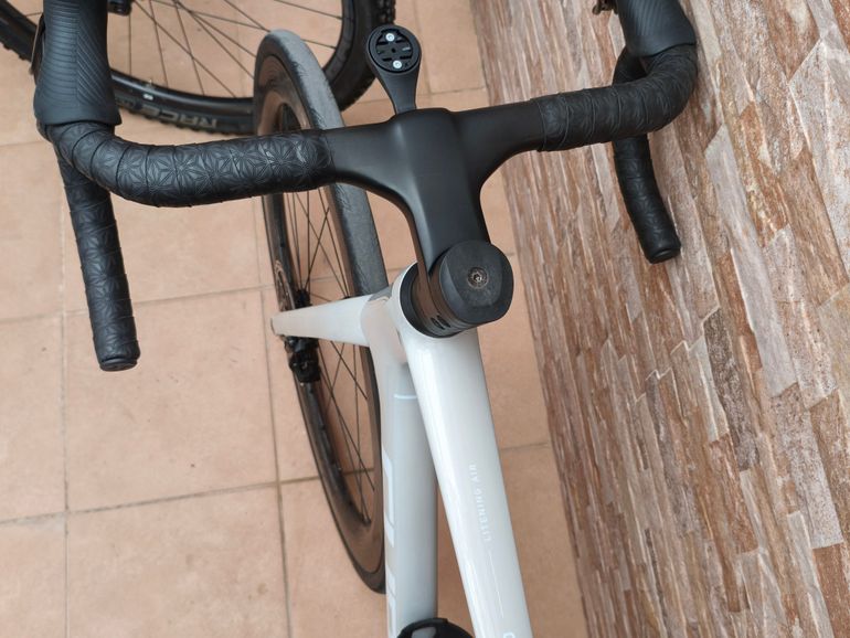Použité CUBE LITENING AIR C:68X, PRO 2025 2025 Road & Gravel — obrázek 2 z 5