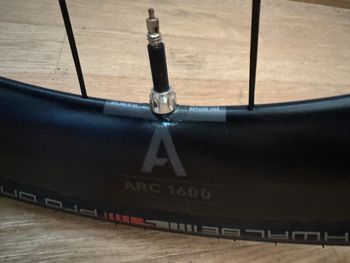 Used Rose XLITE 06 Ultegra Di2 2022 2022 Road & Gravel, Black — image 7 of 11