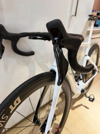 Used Pinarello DOGMA F DURA ACE Di2 2026 2026 Road & Gravel, White — image 8 of 15