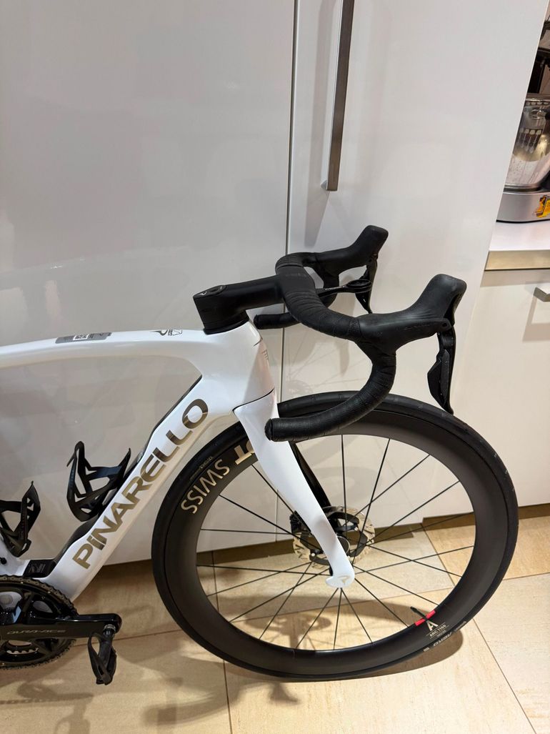 Used Pinarello DOGMA F DURA ACE Di2 2026 2026 Road & Gravel, White — image 9 of 15