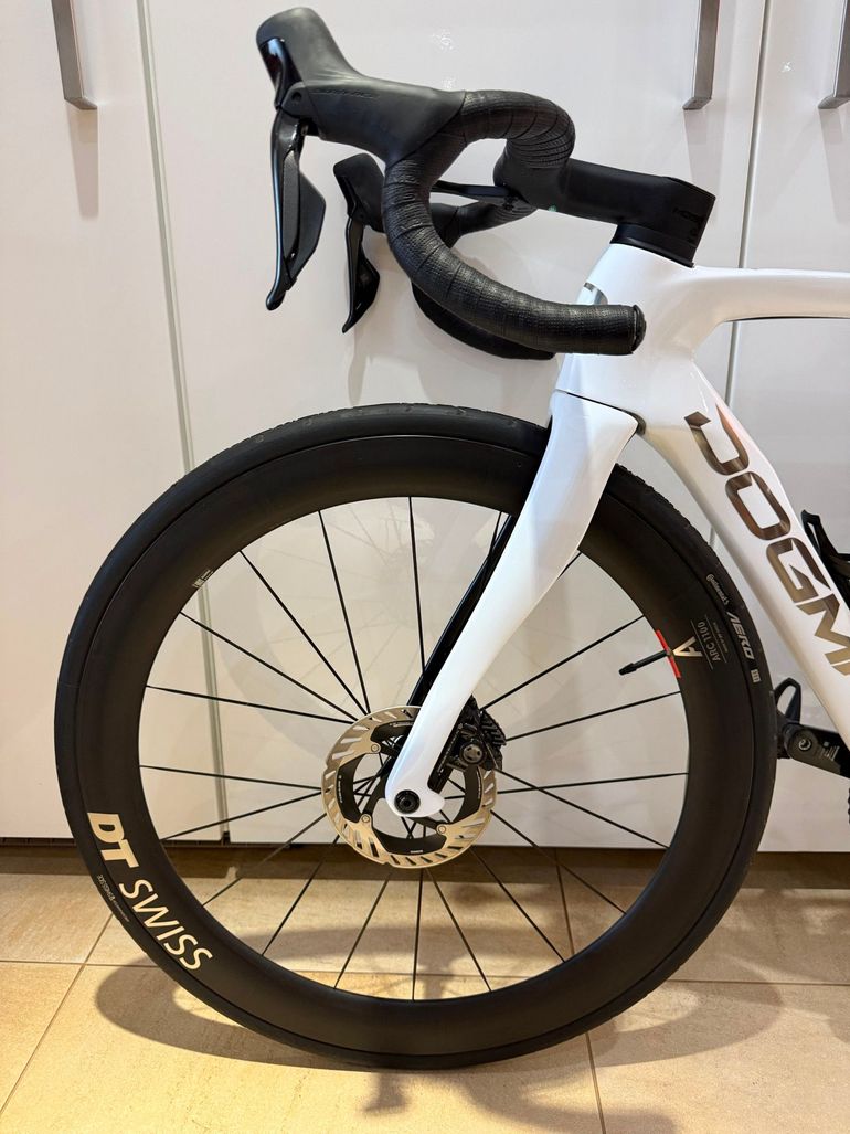 Used Pinarello DOGMA F DURA ACE Di2 2026 2026 Road & Gravel, White — image 10 of 15