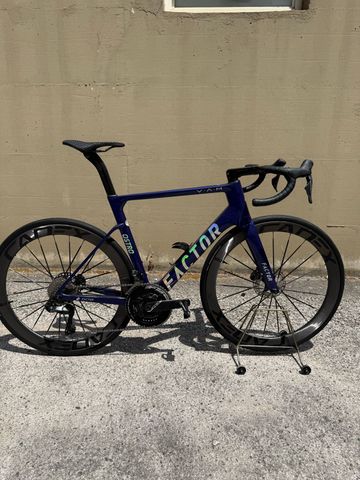 Used Factor OSTRO VAM Shimano Ultegra Di2 8170 2023 2023 Road & Gravel