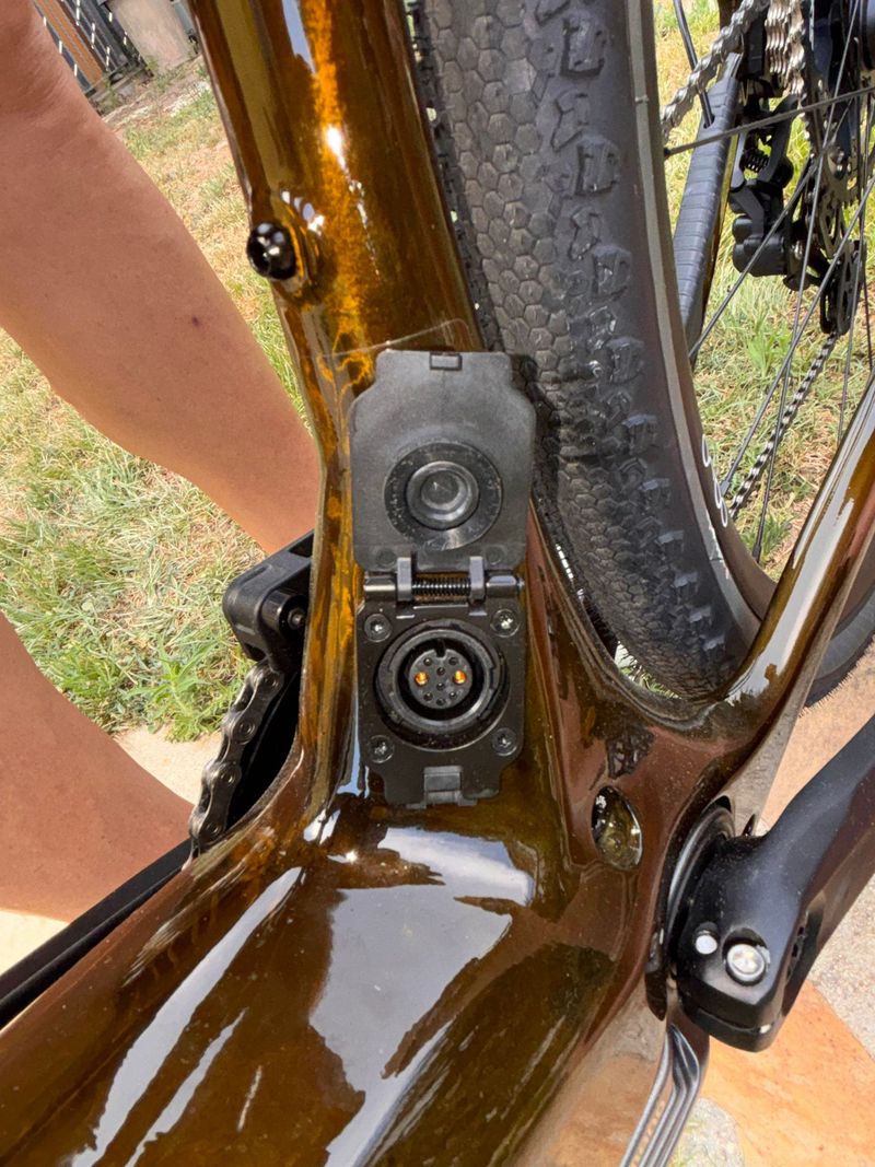 Used Orbea Denna M30 2025 2025 Road & Gravel, Red — image 8 of 8
