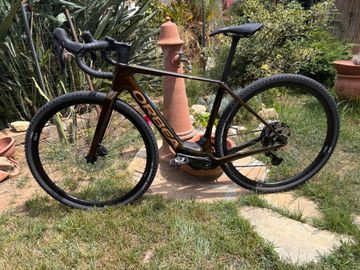 Used Orbea Denna M30 2025 2025 Road & Gravel, Red — image 2 of 8