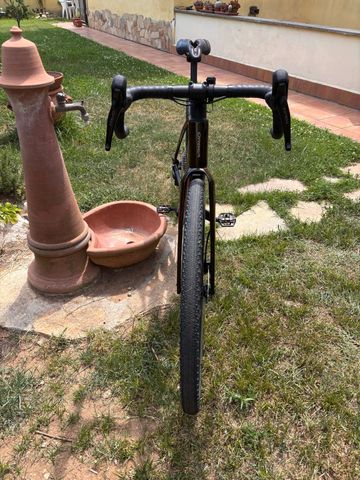 Used Orbea Denna M30 2025 2025 Road & Gravel, Red — image 5 of 8