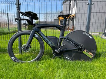 Used Trek Speed Concept SLR 6 eTap 2022 2022 Road & Gravel, Black — image 3 of 4