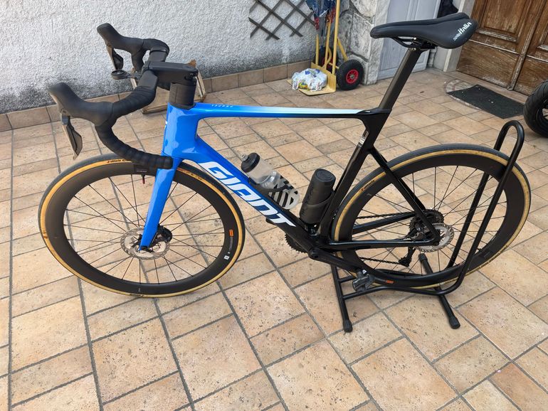 Brugt Giant Propel Advanced Pro 0 Di2 2025 2025 Road & Gravel — billede 1 af 3