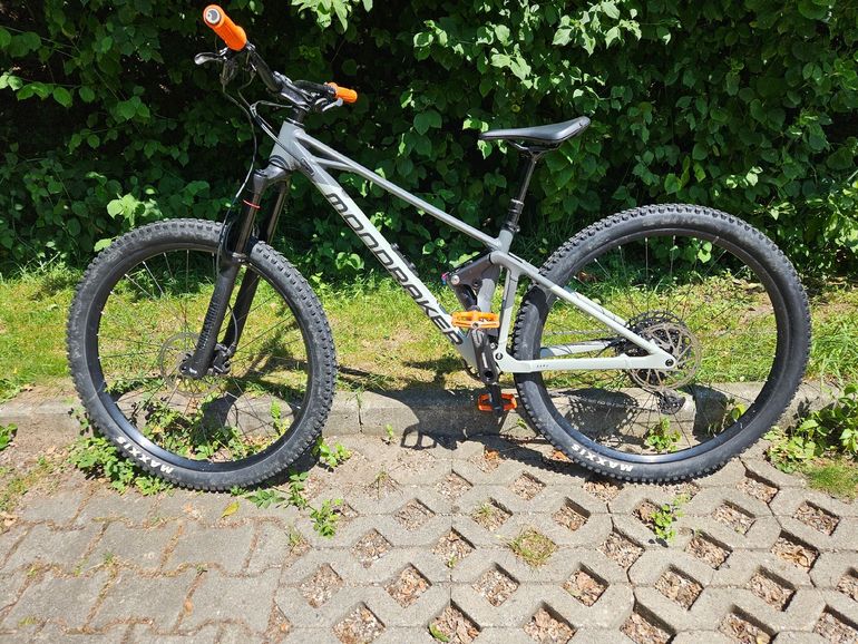 Käytetty Mondraker RAZE 2024 2024 Mountainbike — kuva 2 / 10