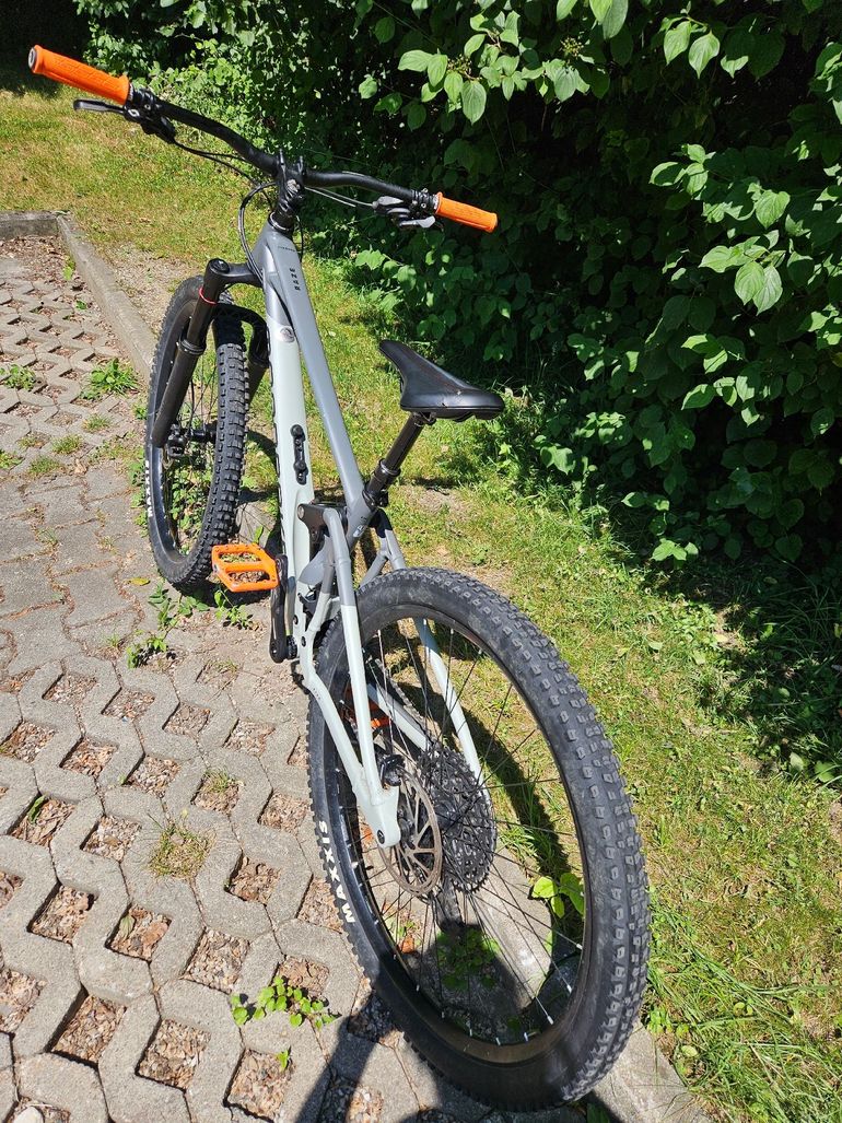 Käytetty Mondraker RAZE 2024 2024 Mountainbike — kuva 7 / 10