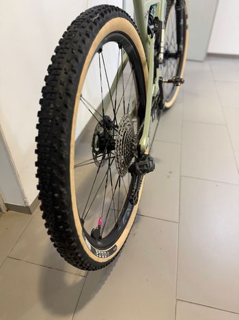 Gebrauchtes Orbea OIZ M30 2022 2022 Mountainbike, Grün — Bild 9 von 21