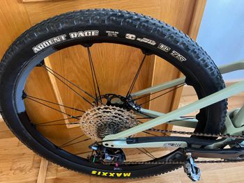 Gebrauchtes Orbea OIZ M30 2022 2022 Mountainbike, Grün — Bild 17 von 21