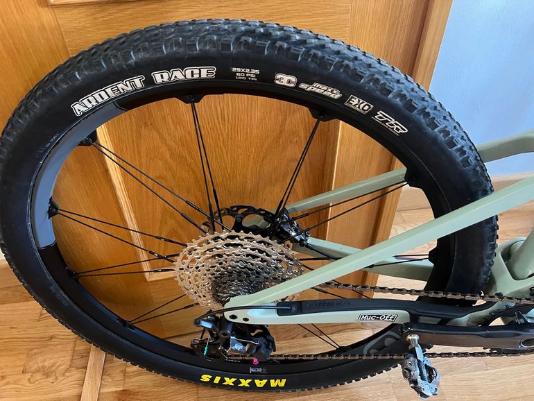 Gebrauchtes Orbea OIZ M30 2022 2022 Mountainbike, Grün — Bild 17 von 21