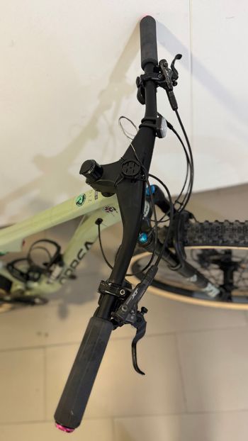 Gebrauchtes Orbea OIZ M30 2022 2022 Mountainbike, Grün — Bild 3 von 21