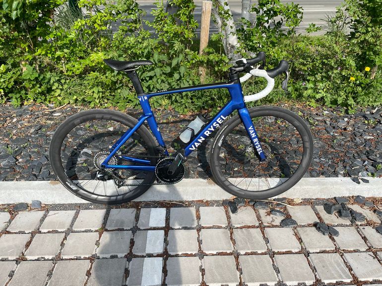 Used Van rysel Rcr SRAM Force eTap AXS 2025 Road & Gravel, Blue — image 1 of 3