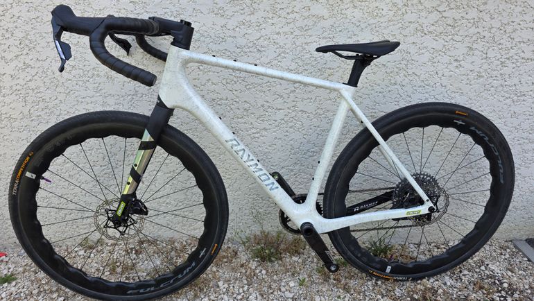 Used Raymon Soreno Ultimate 2027 Road & Gravel, White — image 1 of 5
