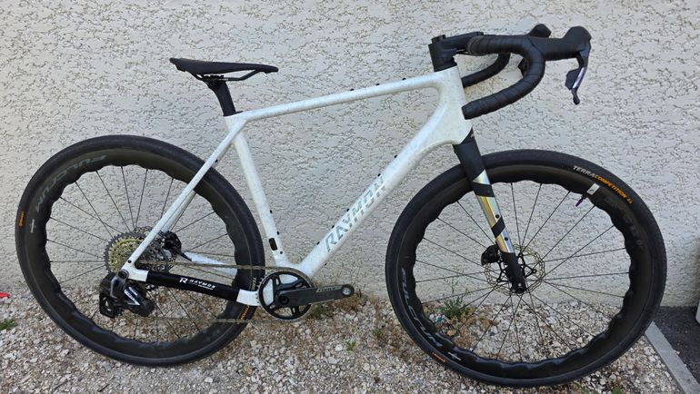 Used Raymon Soreno Ultimate 2027 Road & Gravel, White — image 2 of 5