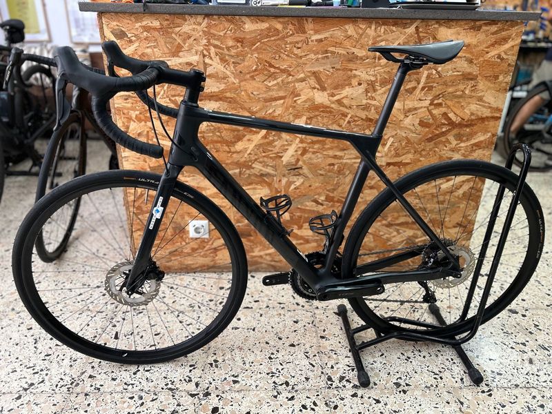 Canyon Endurace CF 7 Di2 2024 2024 Road & Gravel usato, Nero — immagine 7 di 13