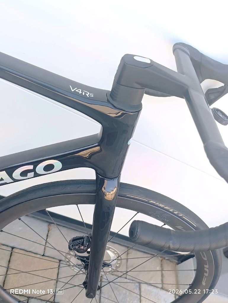 Used Colnago V4Rs Shimano Ultegra Di2 2025 2025 Road & Gravel, Black — image 2 of 3