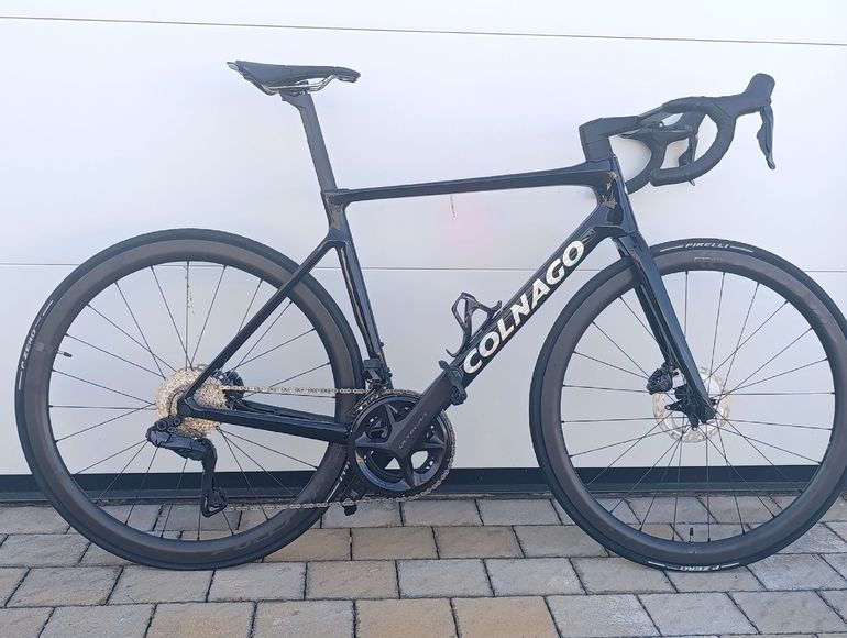 Used Colnago V4Rs Shimano Ultegra Di2 2025 2025 Road & Gravel, Black — image 1 of 3
