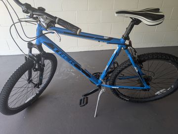 Used Trek 3500 Disc 2015 2015 Mountainbike, Blue, 26 — image 2 of 3