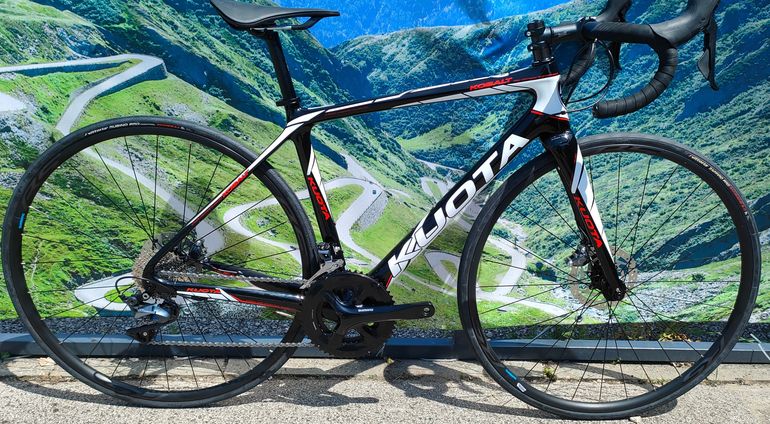 Kuota Kobalt Shimano Ultegra 2x11 2023 Road & Gravel de segunda mano, Negro — imagen 2 de 10