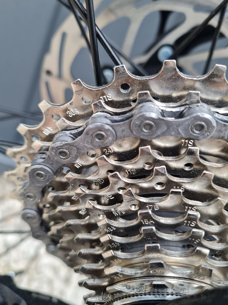 Kuota Kobalt Shimano Ultegra 2x11 2023 Road & Gravel de segunda mano, Negro — imagen 9 de 10