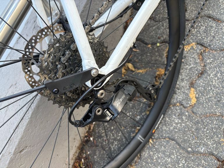 Used Radon R1 Disc 105 Shimano 105 2025 Road & Gravel, White — image 5 of 12