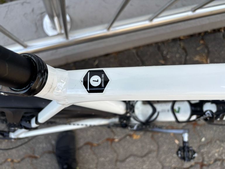 Used Radon R1 Disc 105 Shimano 105 2025 Road & Gravel, White — image 7 of 12